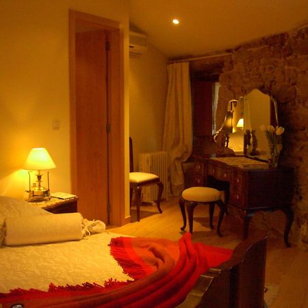 Outros Tempos Turismo De Aldeia Hotell Aricera Eksteriør bilde