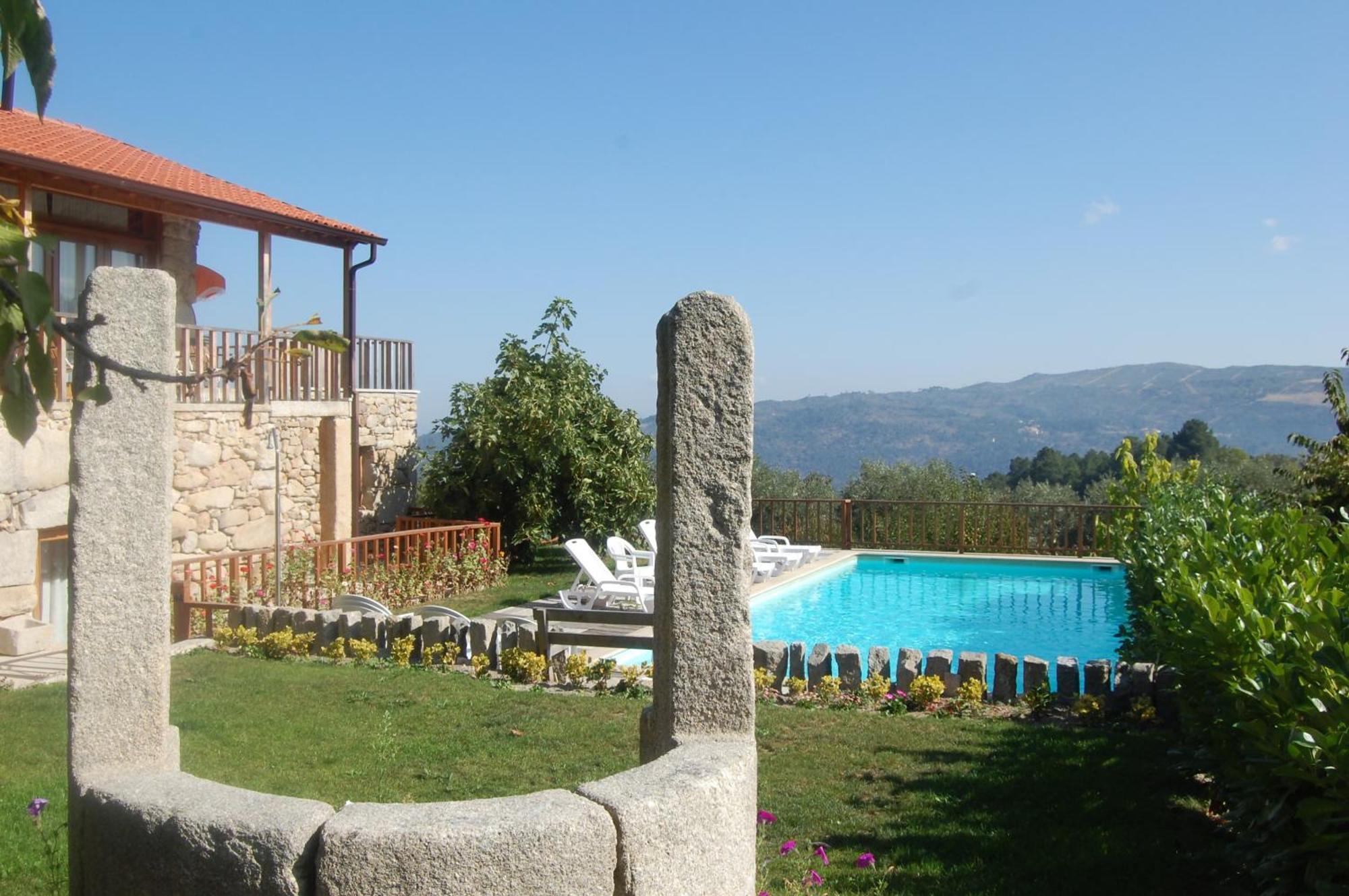 Outros Tempos Turismo De Aldeia Hotell Aricera Eksteriør bilde