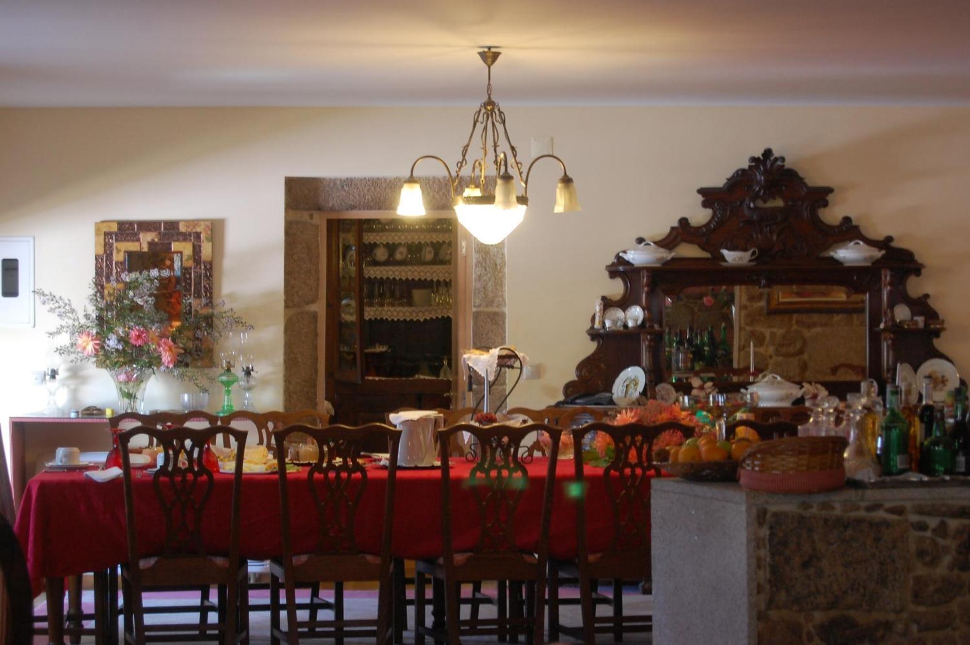 Outros Tempos Turismo De Aldeia Hotell Aricera Eksteriør bilde