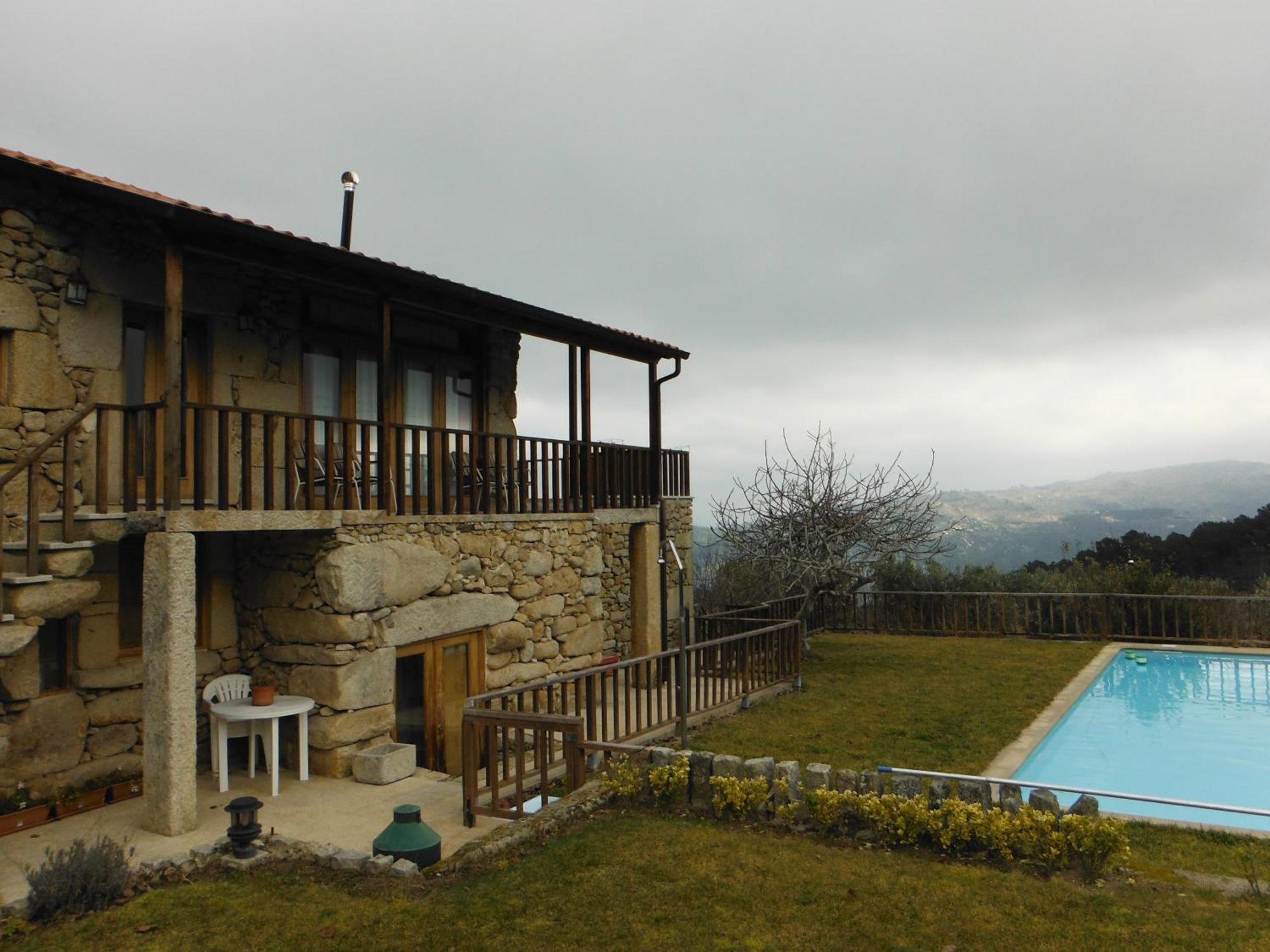 Outros Tempos Turismo De Aldeia Hotell Aricera Eksteriør bilde