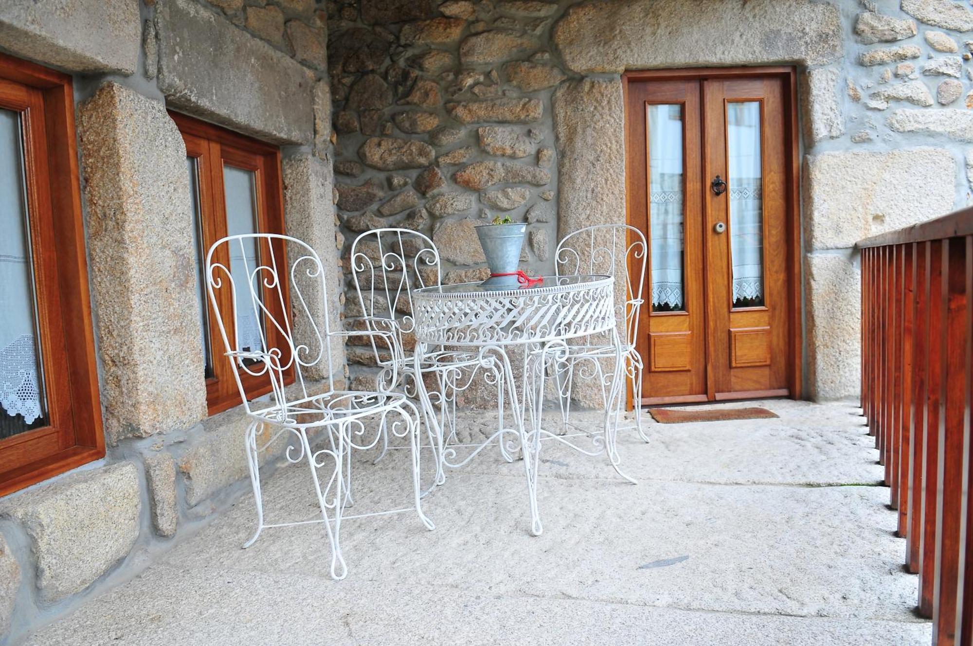 Outros Tempos Turismo De Aldeia Hotell Aricera Eksteriør bilde