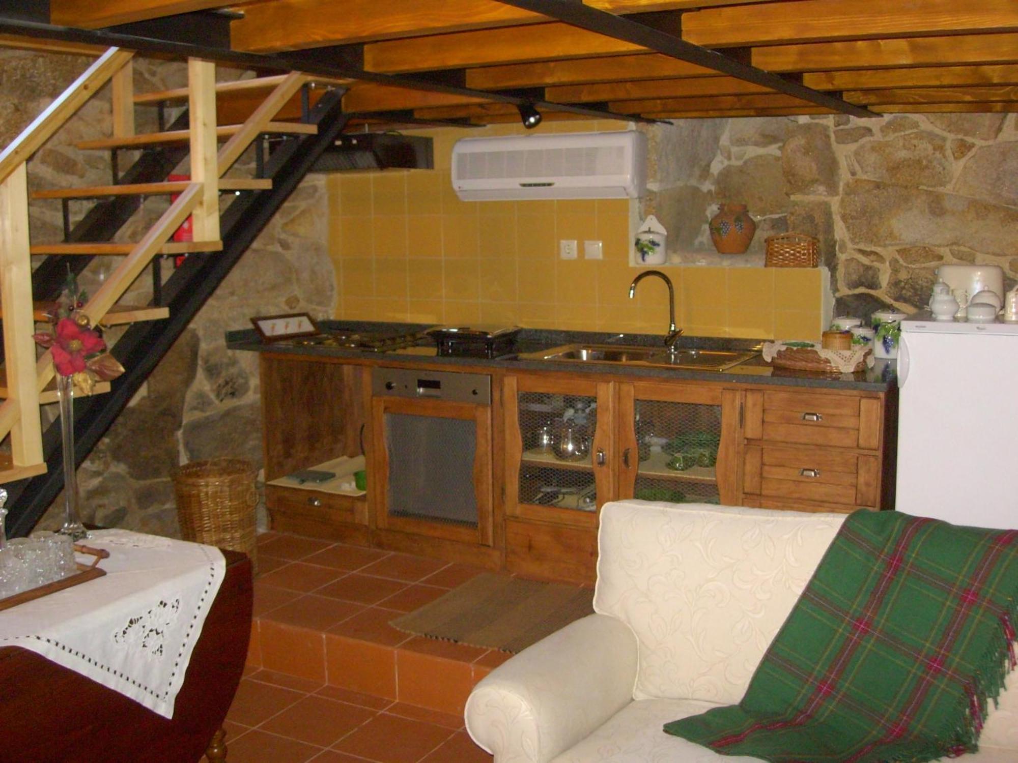 Outros Tempos Turismo De Aldeia Hotell Aricera Eksteriør bilde